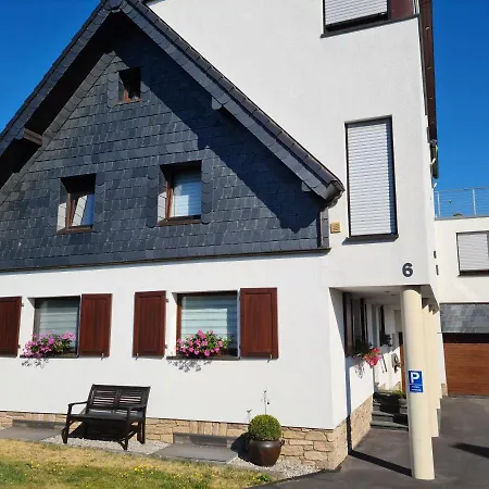 Katharina 4 Sterne Laut Dtv Wallbox 11kw