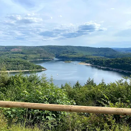 Katharina 4 Sterne Laut Dtv Wallbox 11kw * נידגן